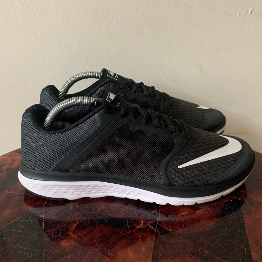 Nike FS Lite Run 3 Running Sneakers